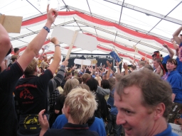 We09